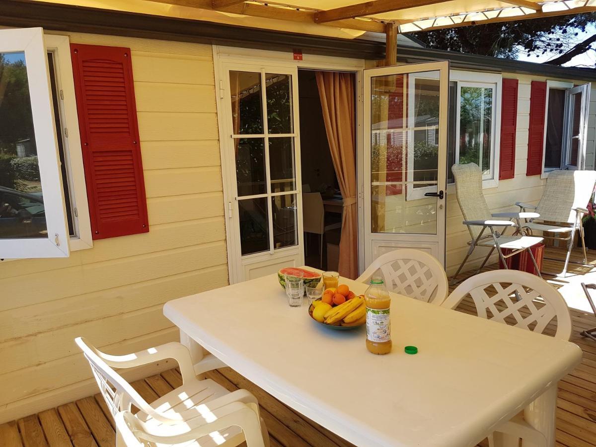 פור-א-נובל Mobil-Home Camping Novela מראה חיצוני תמונה
